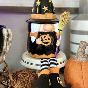 Wicked cute scentsy warmer